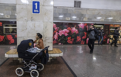 Минтранс отказался от идеи запретить провоз детей в колясках в метро