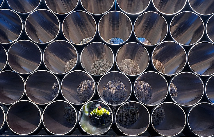German activists try to block Nord Stream 2